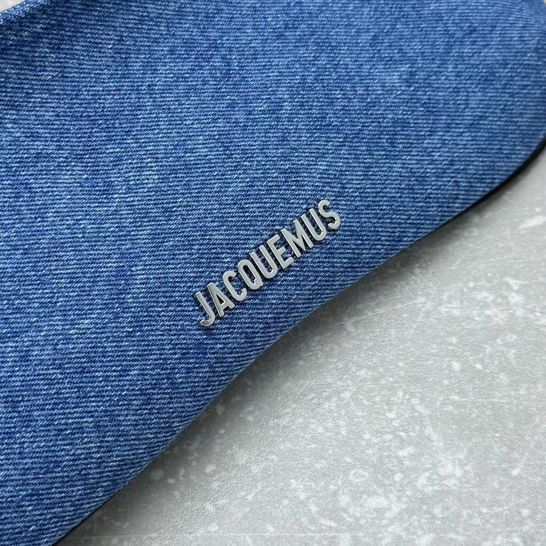 Jacquemus Satchel Bags